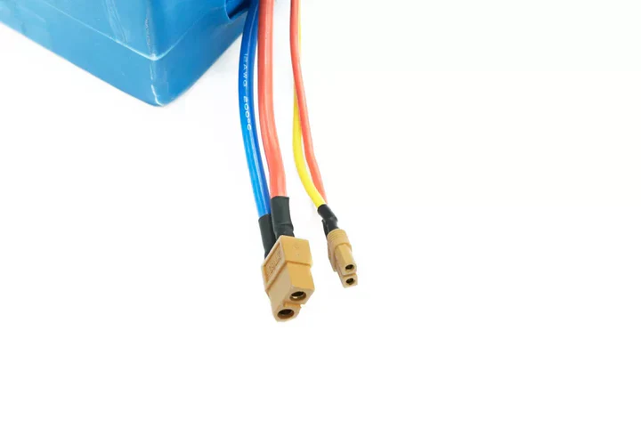 Battery Reconditioned Y10 - Image 3