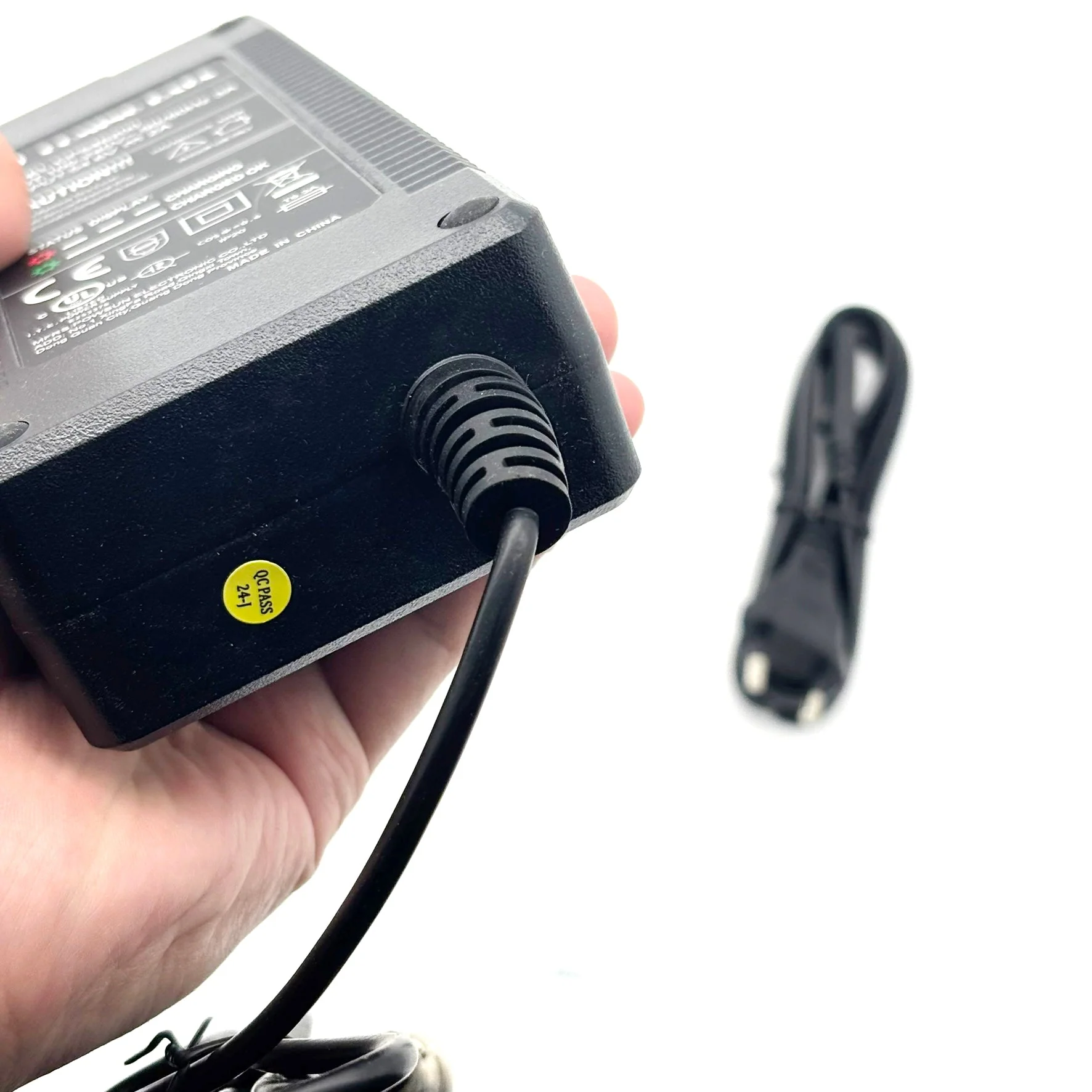 48V 2A European charger - Image 7