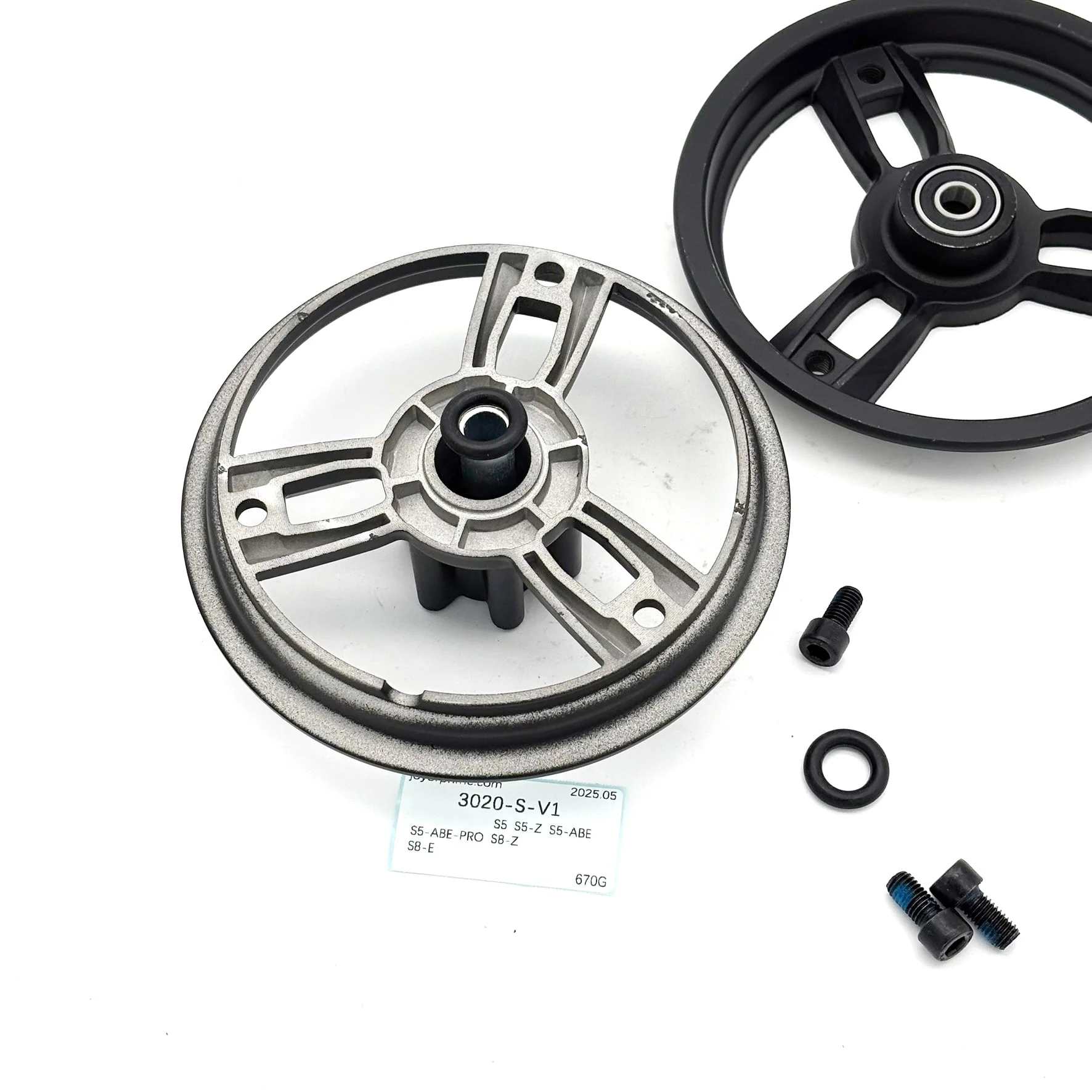 Wheel hub (with screws) S5/S8 - Image 6